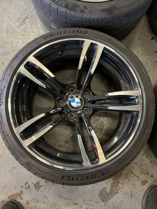 Genuine BMW M Performance 19” Style 437M Wheel Set
